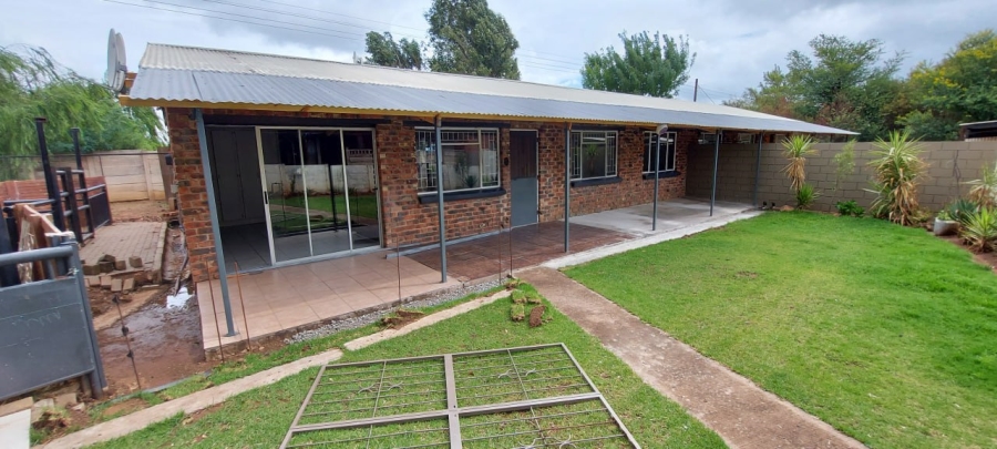 15 Bedroom Property for Sale in Kellys View Free State